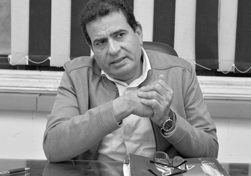 عزت القمحاوي